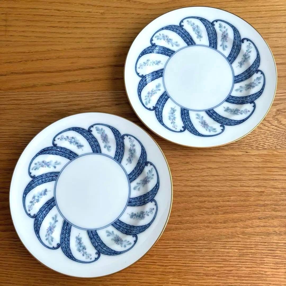 【新品•未使用•2枚セット】大倉陶園 呉須更紗 約20cm デザート皿 大倉陶園 呉須更紗 ケーキ皿 20cm 2枚セット 青 白 大倉陶園